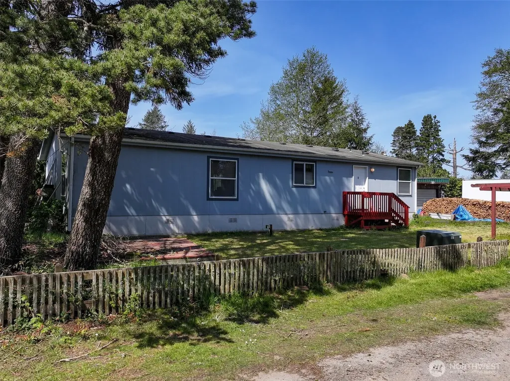 24215 Y Lane Ocean Park WA 98640
