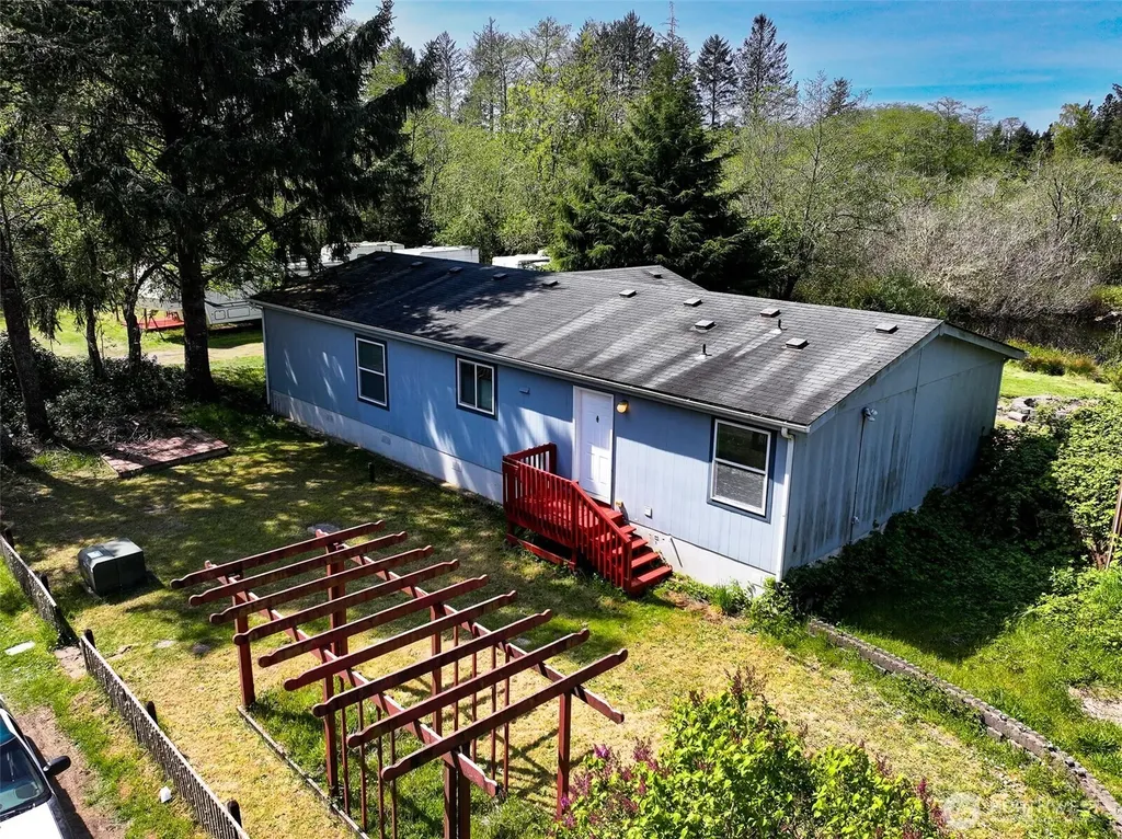 24215 Y Lane Ocean Park WA 98640