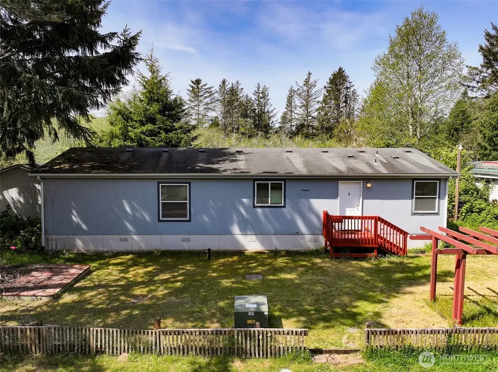 24215 Y Lane Ocean Park WA 98640