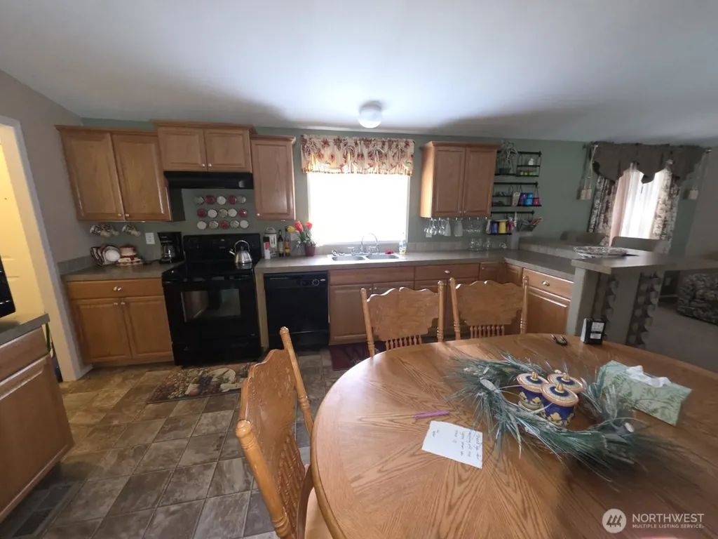 24215 Y Lane Ocean Park WA 98640