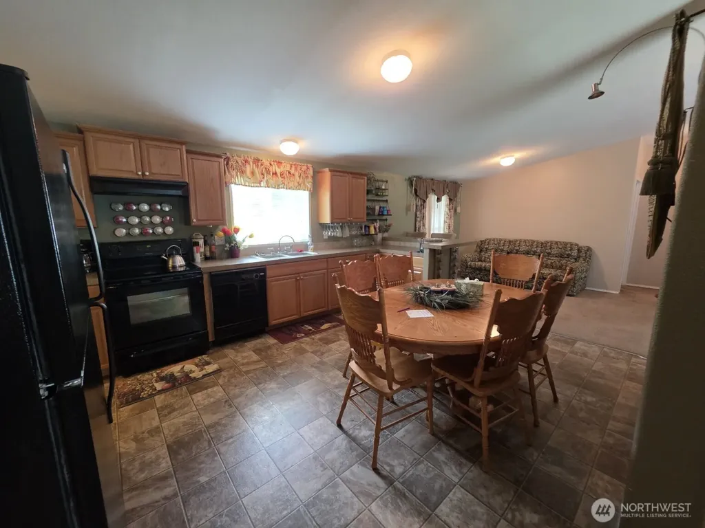 24215 Y Lane Ocean Park WA 98640
