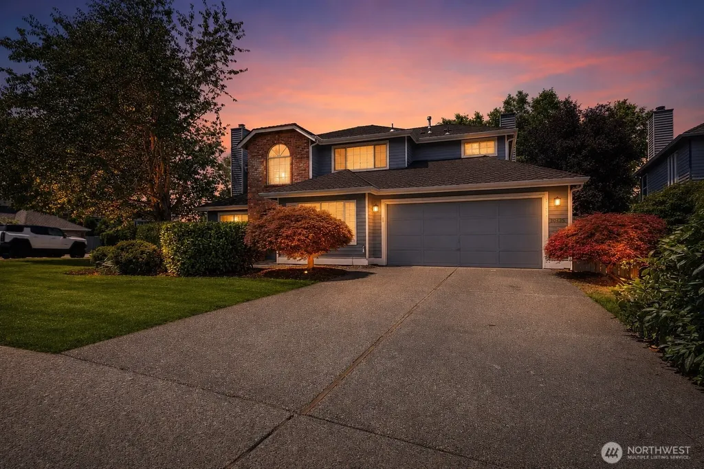 20425 96th Way S Kent WA 98031