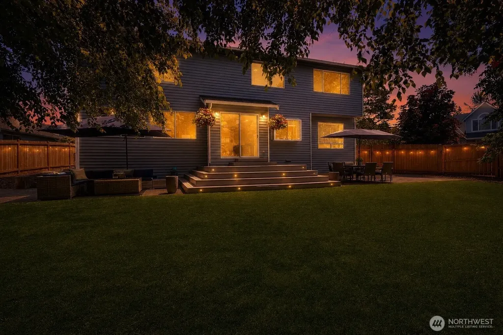 20425 96th Way S Kent WA 98031