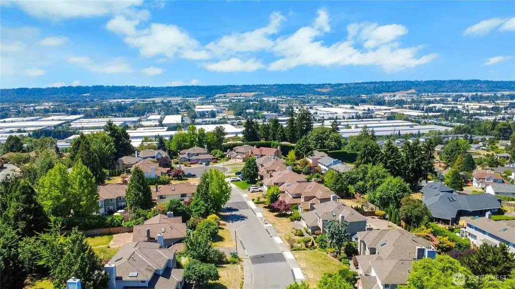 20425 96th Way S Kent WA 98031
