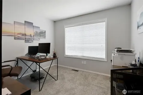20425 96th Way S Kent WA 98031