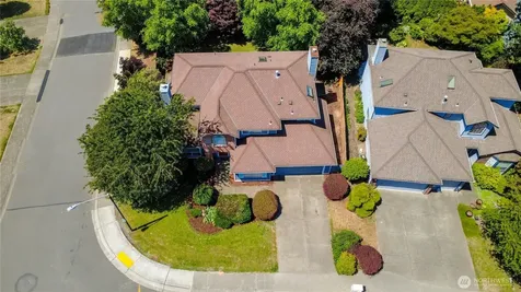 20425 96th Way S Kent WA 98031