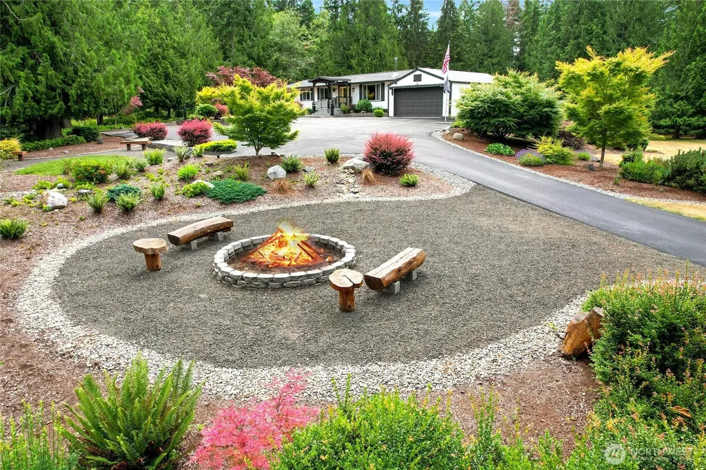 8070 SE Meridian Way Olalla WA 98359