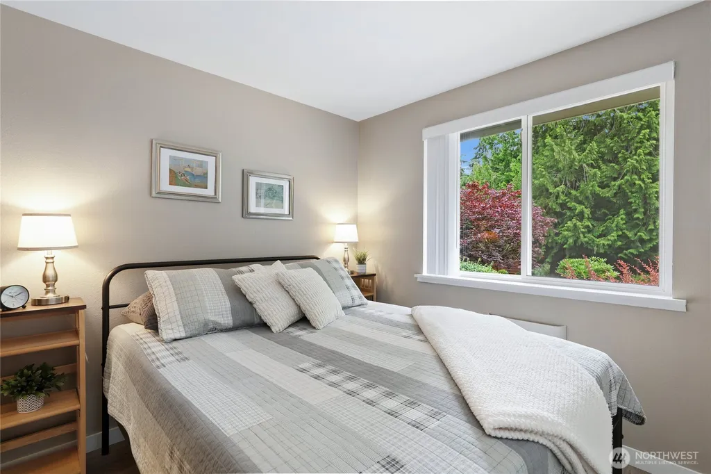 8070 SE Meridian Way Olalla WA 98359