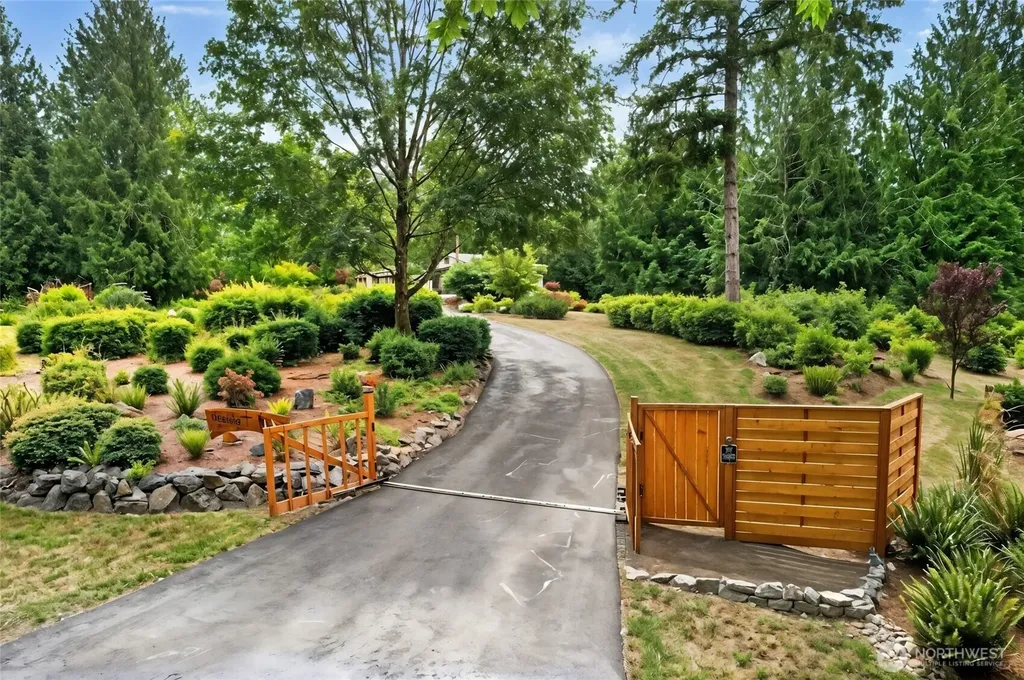 8070 SE Meridian Way Olalla WA 98359