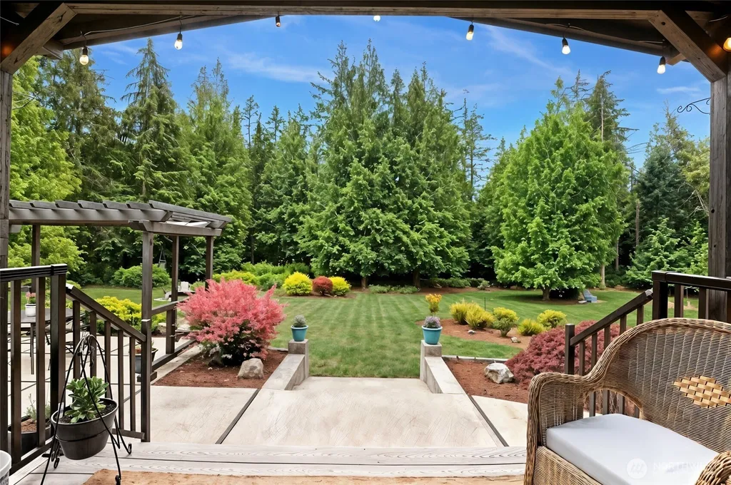 8070 SE Meridian Way Olalla WA 98359
