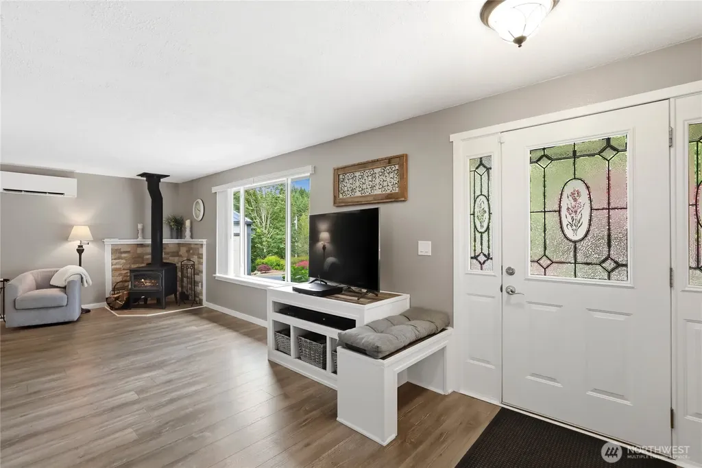 8070 SE Meridian Way Olalla WA 98359