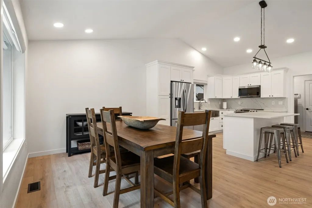 17412 Privet Court SW Rochester WA 98579