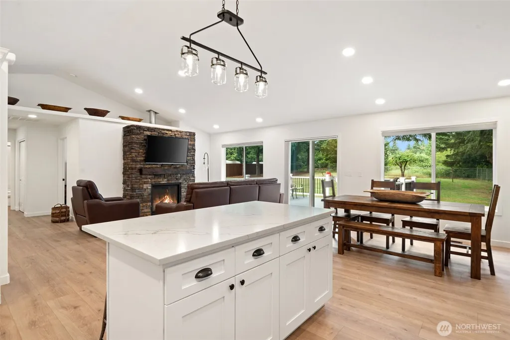 17412 Privet Court SW Rochester WA 98579