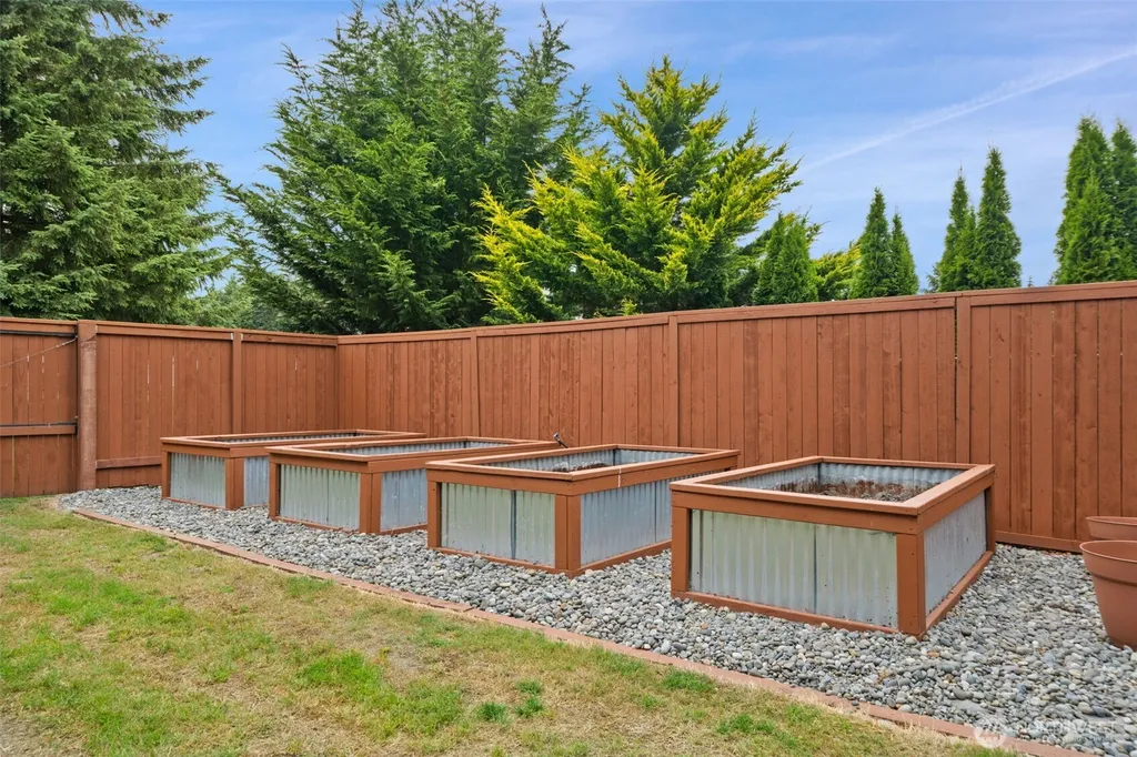 17412 Privet Court SW Rochester WA 98579