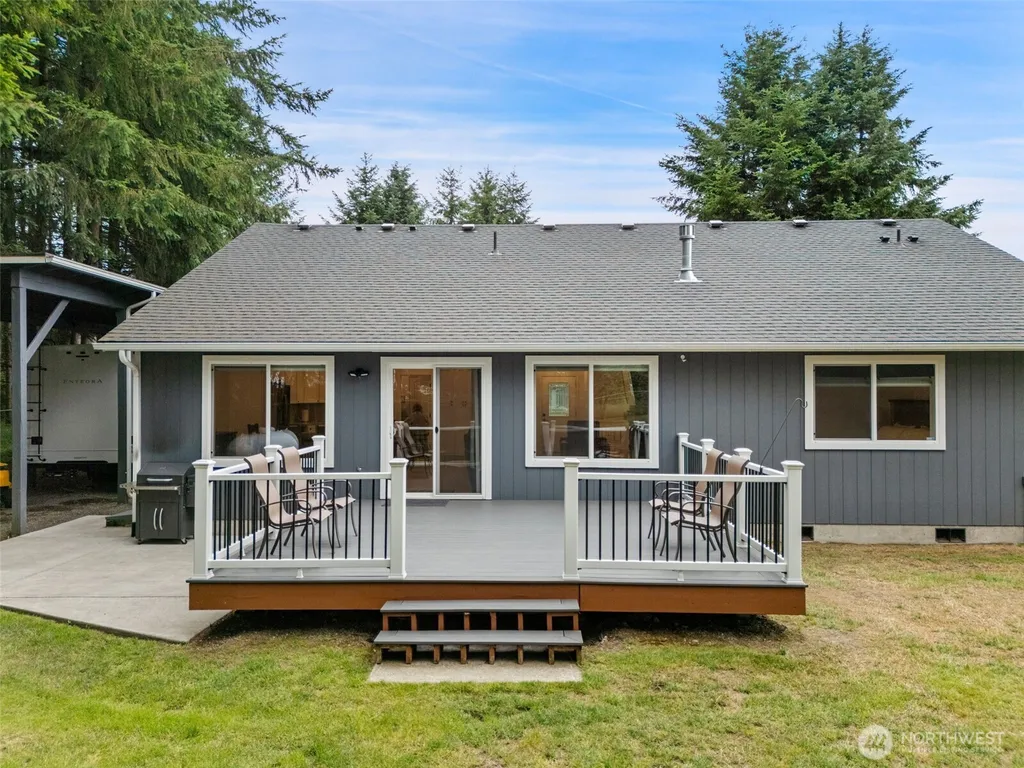 17412 Privet Court SW Rochester WA 98579