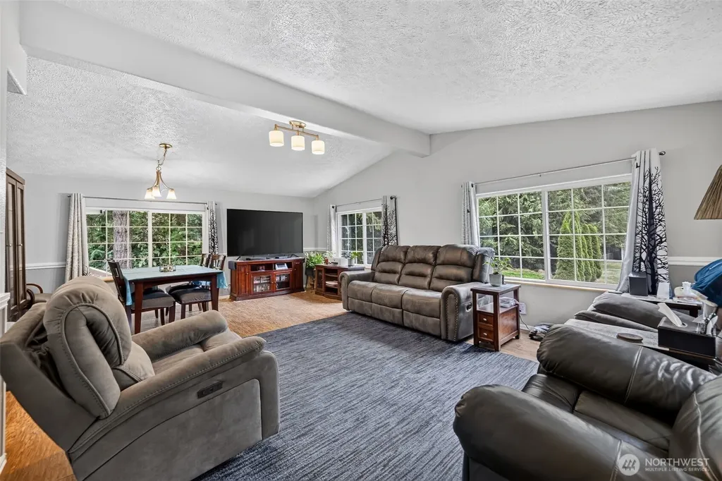 20614 124th Street E Bonney Lake WA 98391