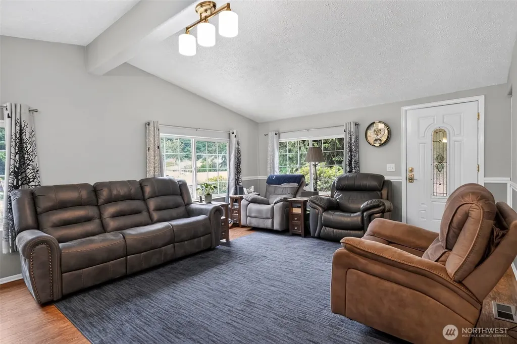 20614 124th Street E Bonney Lake WA 98391