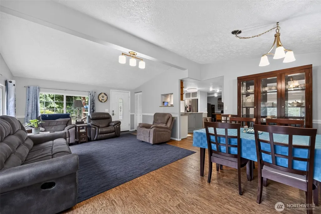 20614 124th Street E Bonney Lake WA 98391