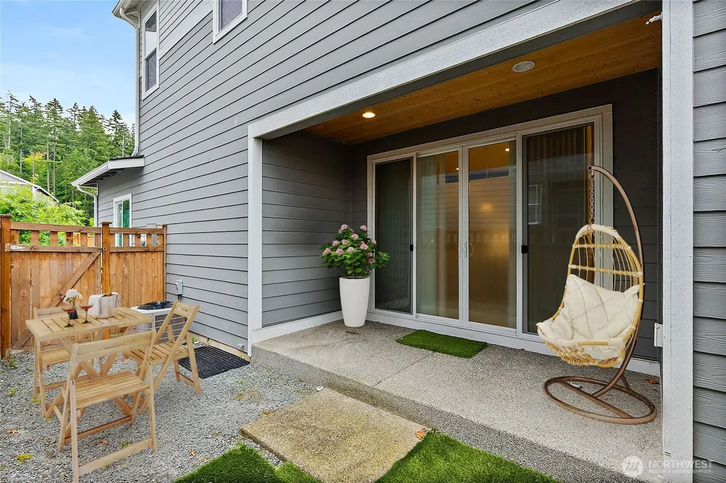 13224 192nd Avenue E Bonney Lake WA 98391