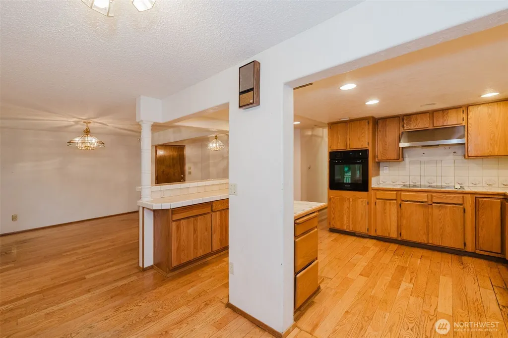 8565 Phillips Road SE Port Orchard WA 98367