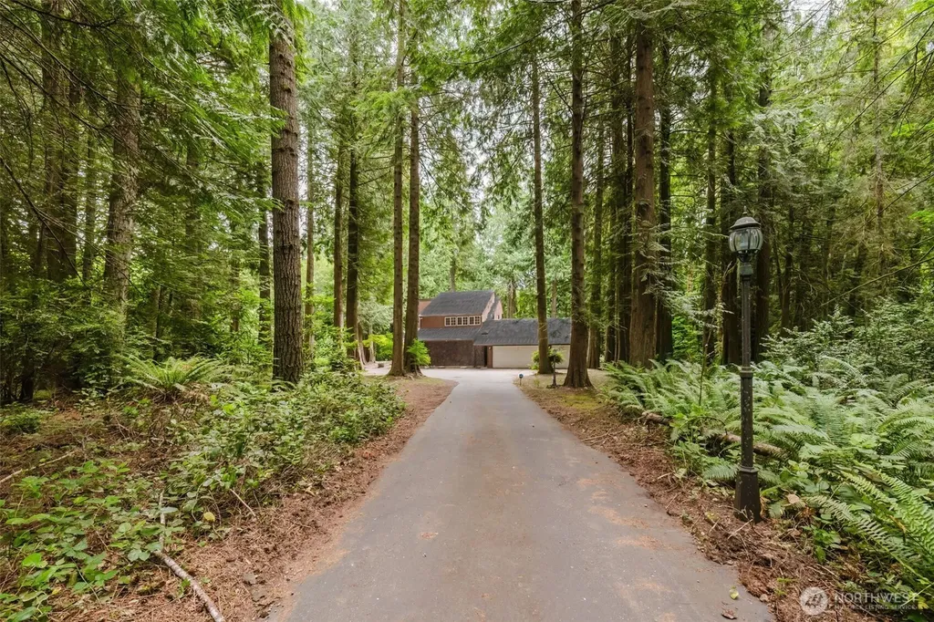 8565 Phillips Road SE Port Orchard WA 98367