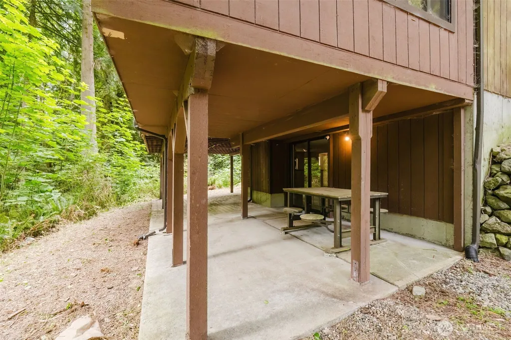 8565 Phillips Road SE Port Orchard WA 98367