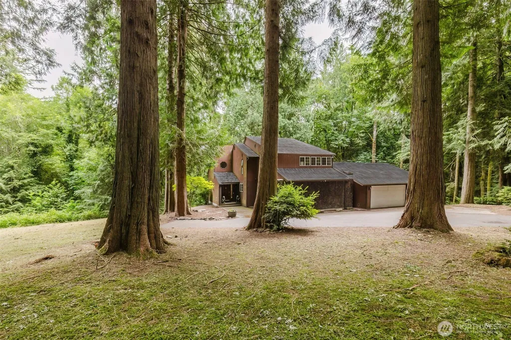 8565 Phillips Road SE Port Orchard WA 98367
