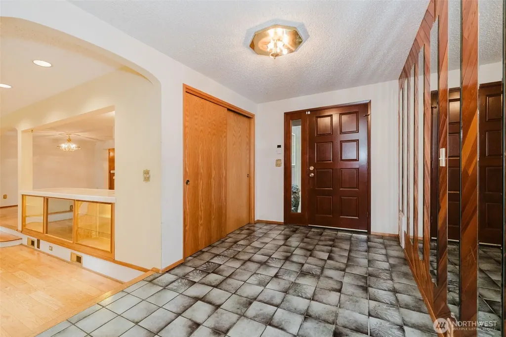 8565 Phillips Road SE Port Orchard WA 98367