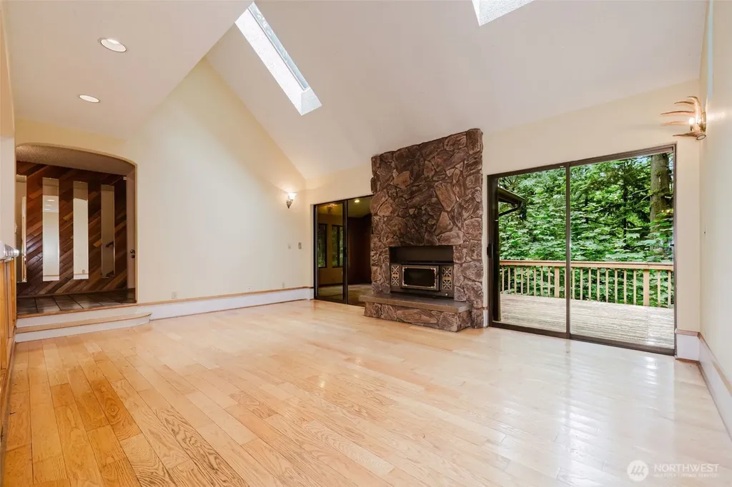 8565 Phillips Road SE Port Orchard WA 98367