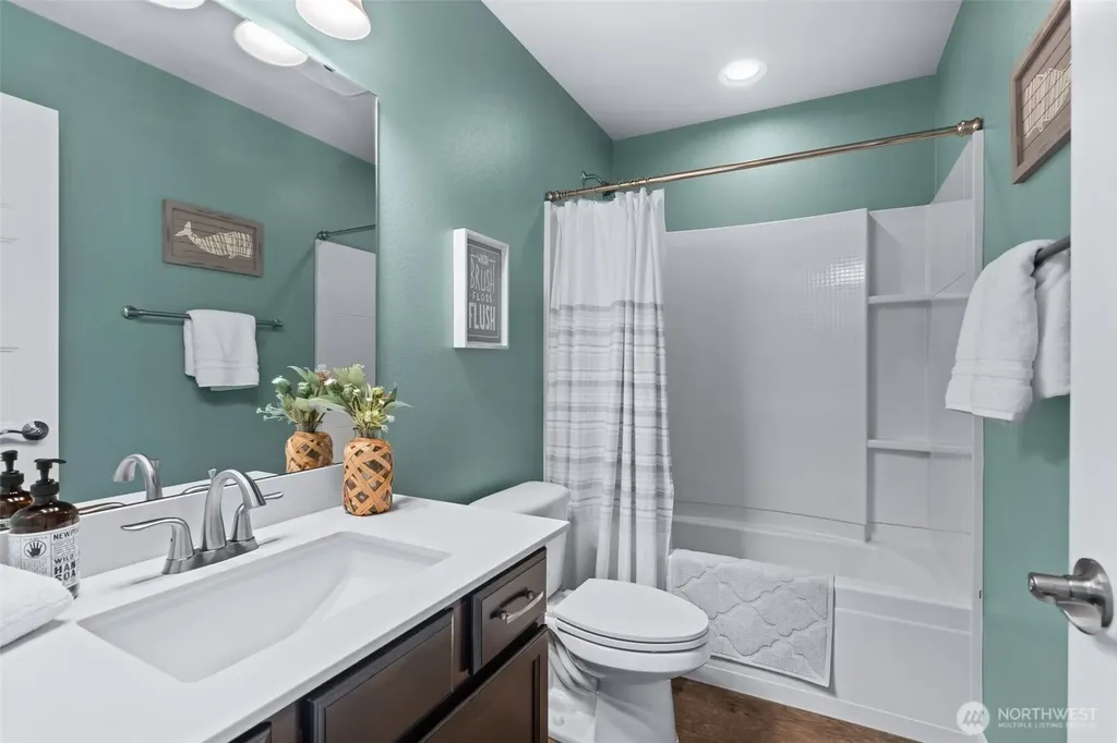 10379 Sentinel Drive Gig Harbor WA 98332