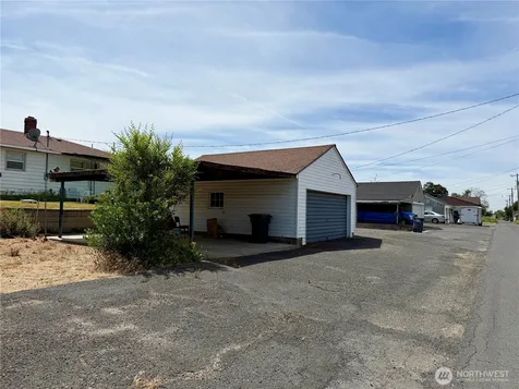 511 E 2nd Avenue Odessa WA 99159