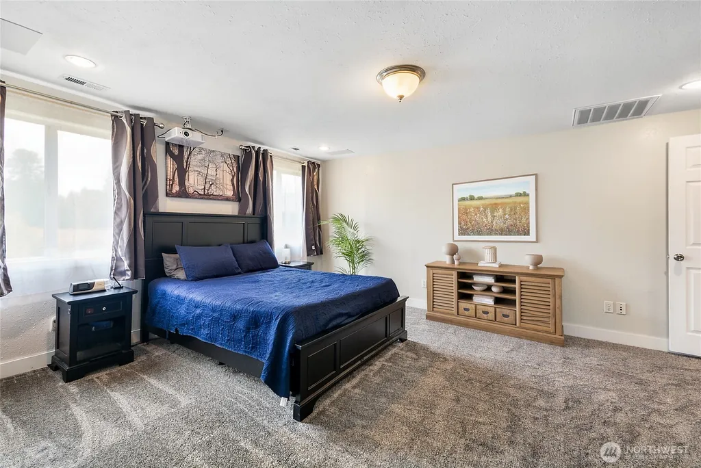 11919 60th Street NE Lake Stevens WA 98258
