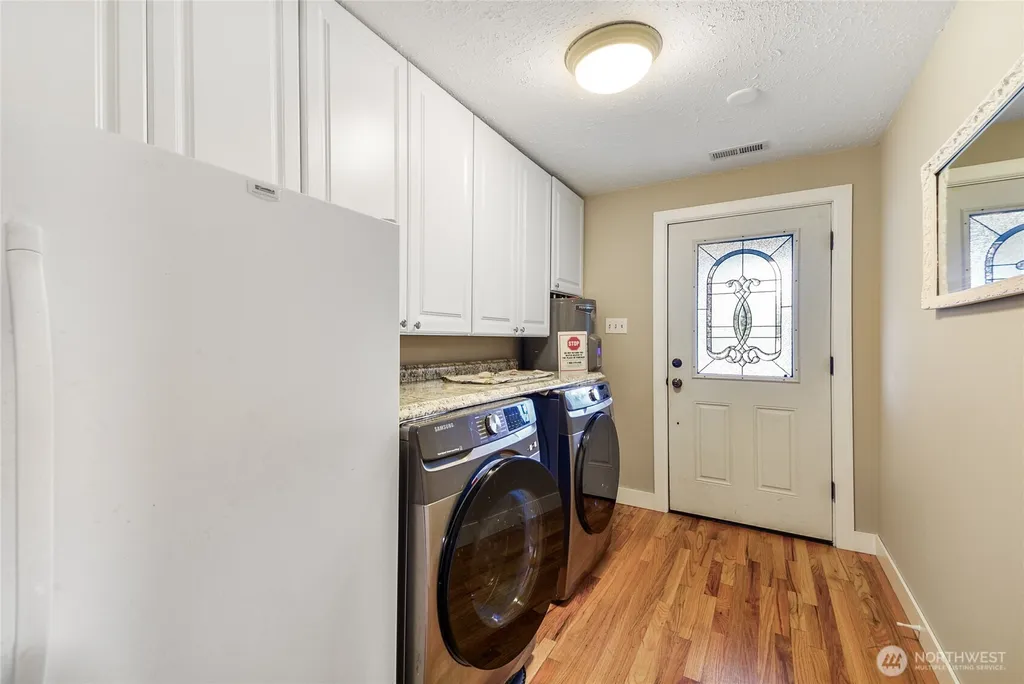 11919 60th Street NE Lake Stevens WA 98258