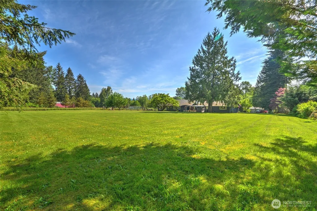11919 60th Street NE Lake Stevens WA 98258