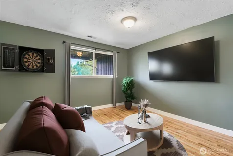 11919 60th Street NE Lake Stevens WA 98258