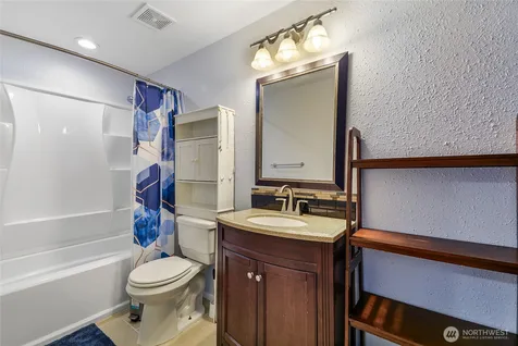 11919 60th Street NE Lake Stevens WA 98258