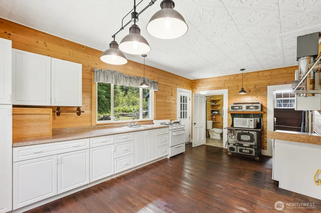 204 Whitton Avenue Granite Falls WA 98252