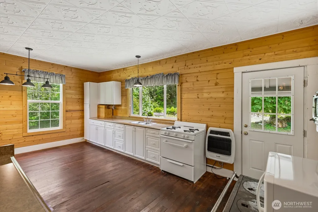 204 Whitton Avenue Granite Falls WA 98252
