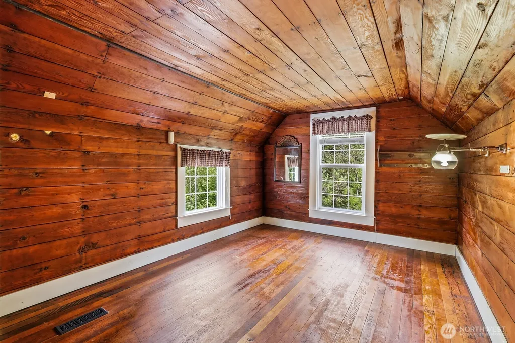 204 Whitton Avenue Granite Falls WA 98252