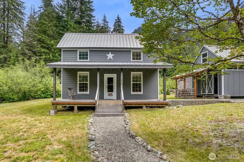 204 Whitton Avenue Granite Falls WA 98252