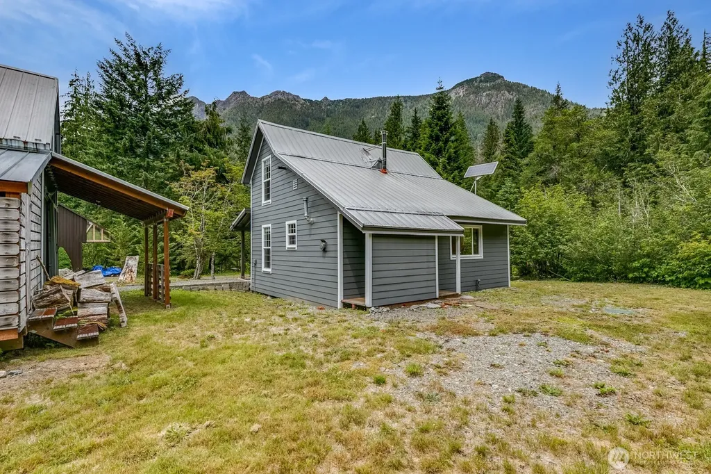 204 Whitton Avenue Granite Falls WA 98252