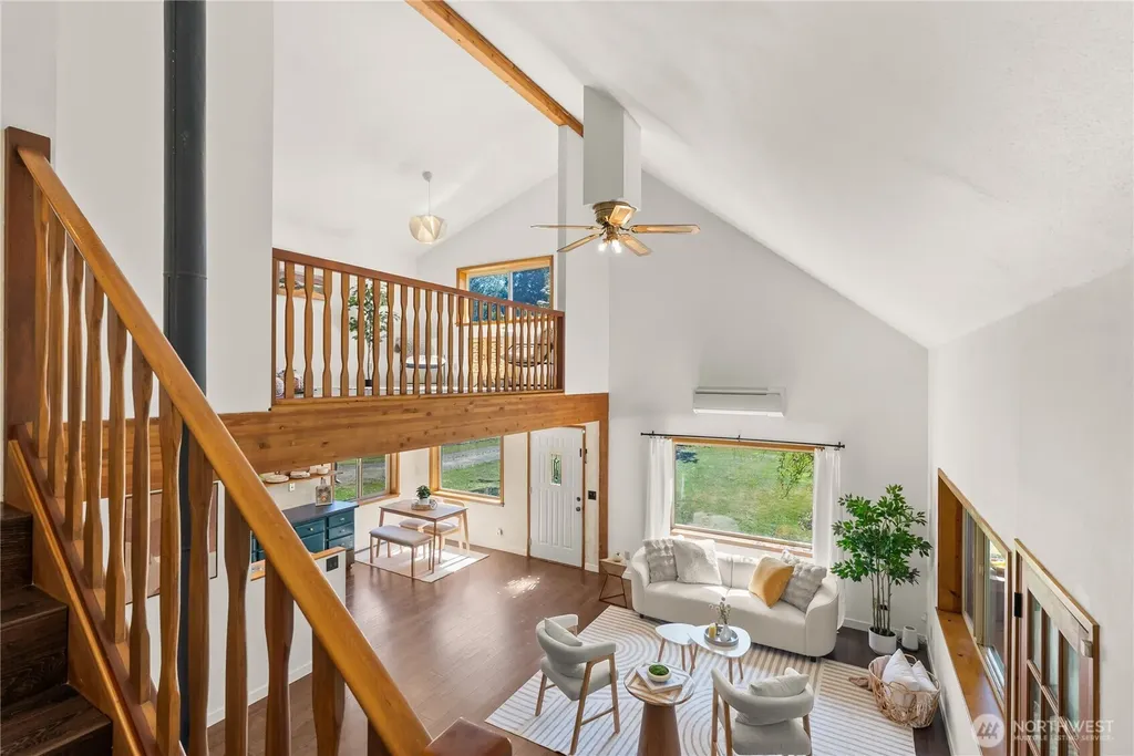223 Porter Creek Road Elma WA 98541