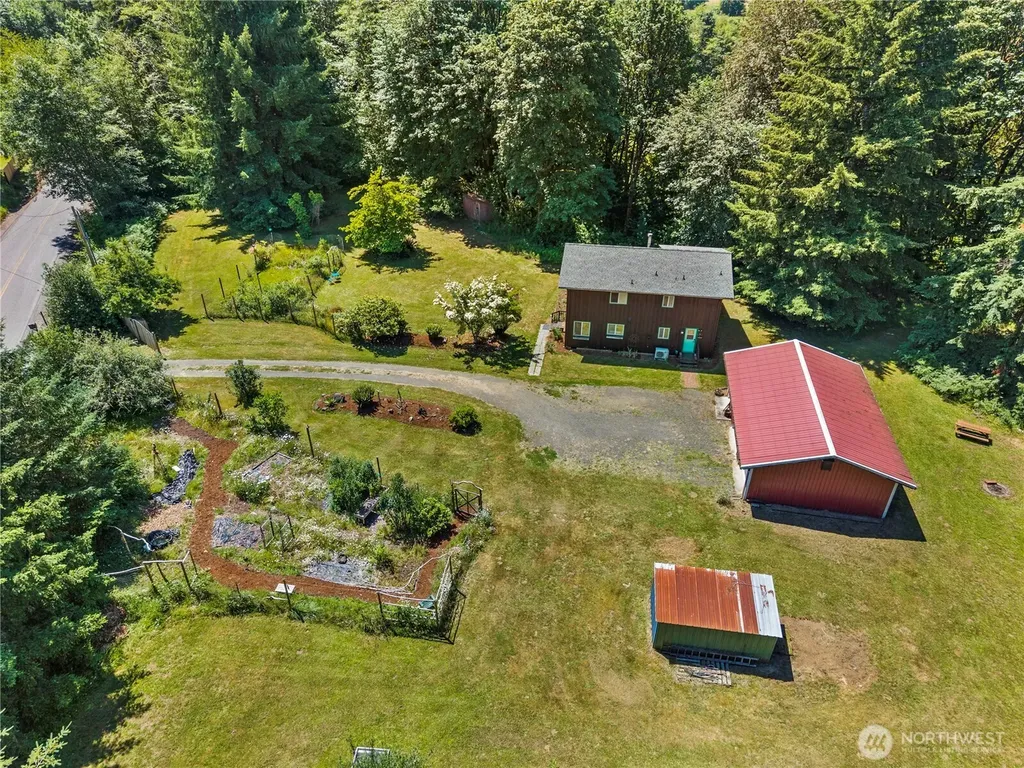 223 Porter Creek Road Elma WA 98541