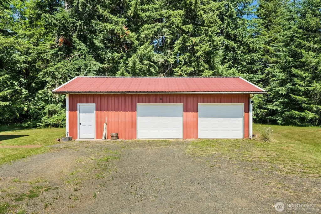 223 Porter Creek Road Elma WA 98541
