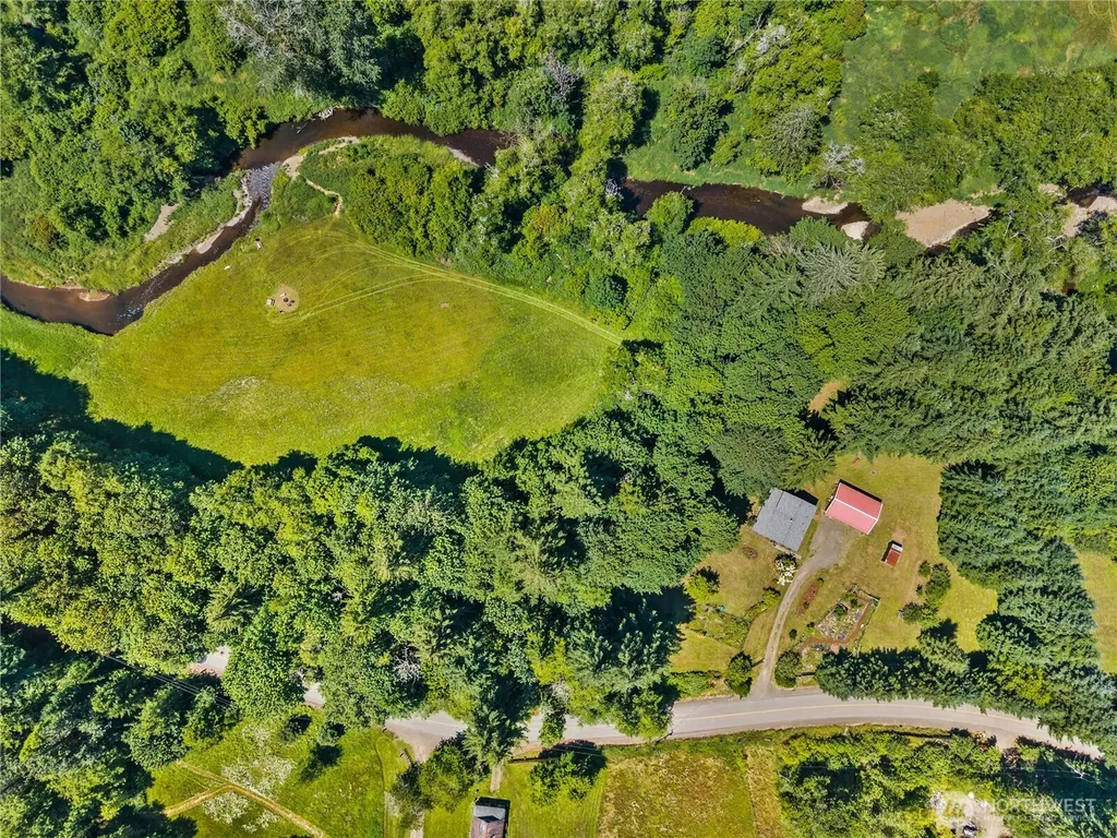 223 Porter Creek Road Elma WA 98541