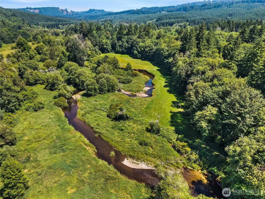 223 Porter Creek Road Elma WA 98541
