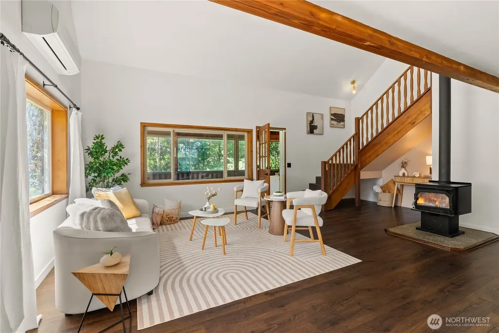 223 Porter Creek Road Elma WA 98541