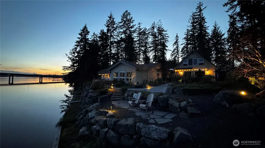 3451 E Pickering Road Shelton WA 98584