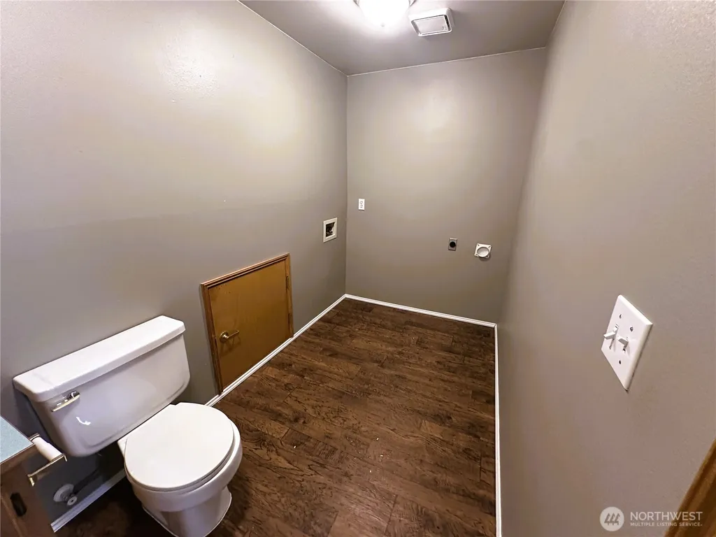 5303 75 Avenue NE Marysville WA 98270