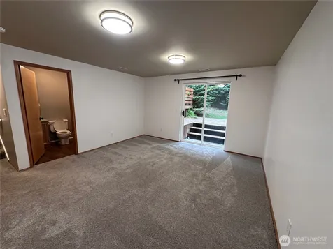 5303 75 Avenue NE Marysville WA 98270